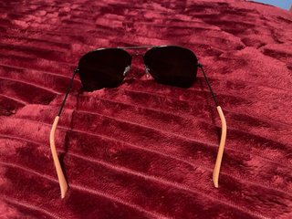 Gafas de sol Ray-Ban aviador negras y naranjas