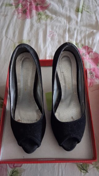 Lote 4 pares de tacones 9-10 cm talla 33