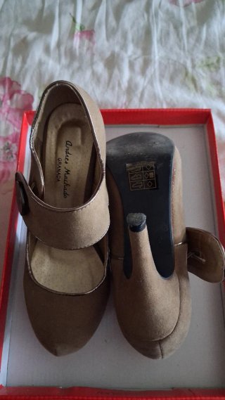 Lote 4 pares de tacones 9-10 cm talla 33