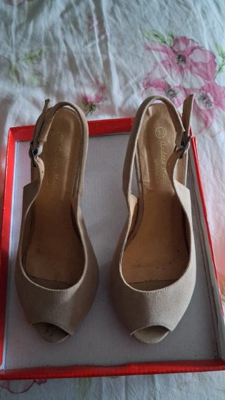 Lote 4 pares de tacones 9-10 cm talla 33