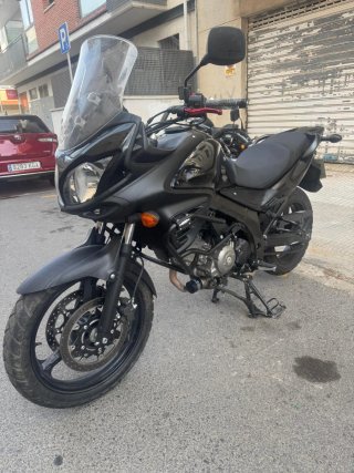 Suzuki V-Strom 650 ABS 2016 color negro