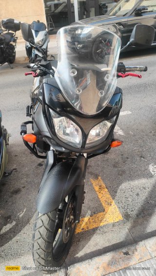 Suzuki V-Strom 650 ABS 2016 color negro
