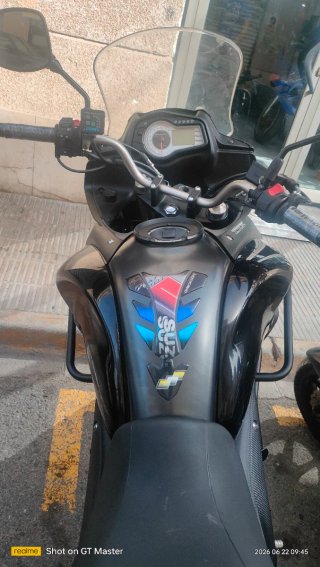 Suzuki V-Strom 650 ABS 2016 color negro