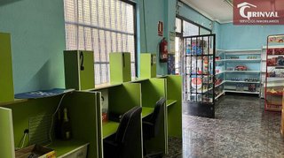 Local comercial en venta en Valderas - Los Castillos en Alcorcón