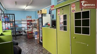 Local comercial en venta en Valderas - Los Castillos en Alcorcón
