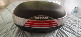 Baúl Moto Shad SH46 Negro