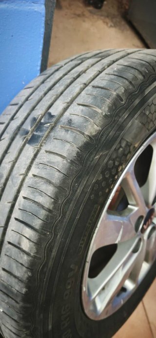 Llantas Kia 215/60 R16