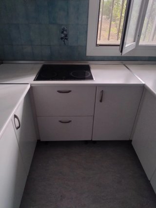 Cocina de color blanca