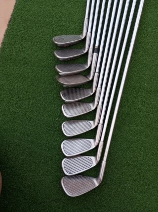 Set di mazze da golf Titleist Accu-Flo