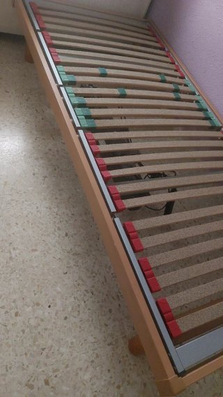 Letto articolato 90x1,90x50 ideale per anziani