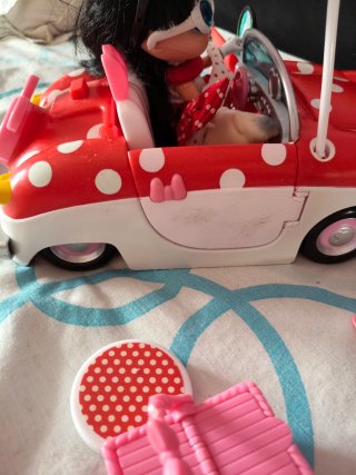 Carro Minnie Mouse com Acessórios