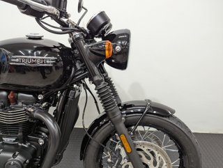 Triumph Bonneville T 120 BLACK