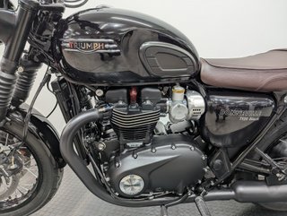 Triumph Bonneville T 120 BLACK