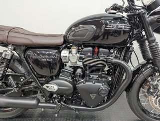 Triumph Bonneville T 120 BLACK