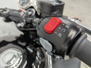 Triumph Bonneville T 120 BLACK