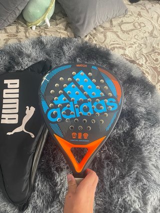 Pala de pádel Adidas