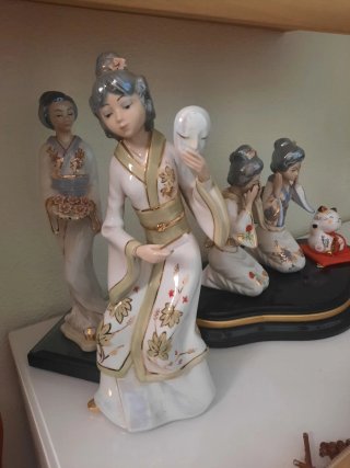Lote Figuras Orientales - Porcelana Fina y dragón