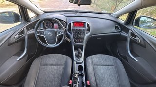 Opel Astra 2014