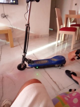 Patín Eléctrico Infantil Azul
