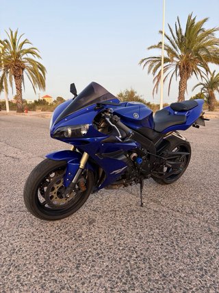 Yamaha R1 2005 Azul