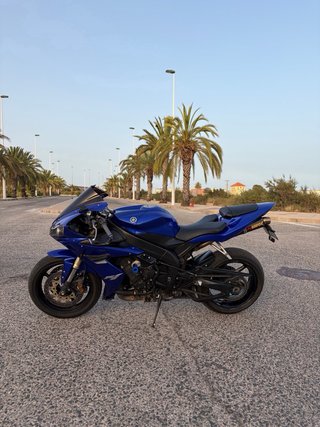Yamaha R1 2005 Azul