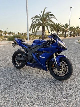 Yamaha R1 2005 Azul