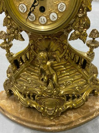 Reloj de Bronce Estilo Barroco