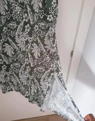 Kaftán estampado verde y blanco