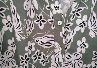 Kaftán estampado verde y blanco