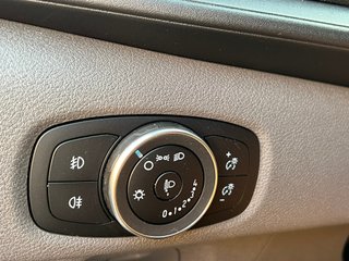 Ford Transit Custom Kombi 2.0 TDCI 96kW 320 L1 Trend Auto