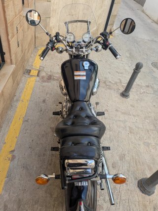 Yamaha XV1100 Virago Negra