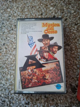 Maletín Cassette Rojo
