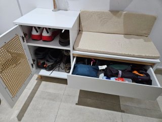 Zapatero con asiento y almacenaje