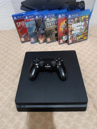 PS4 Slim Nera + 6 Giochi + Controller + Scatola