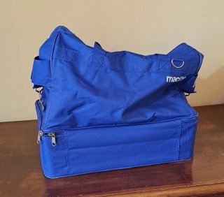 Borsone sportivo Macron con scarpiera - Blu