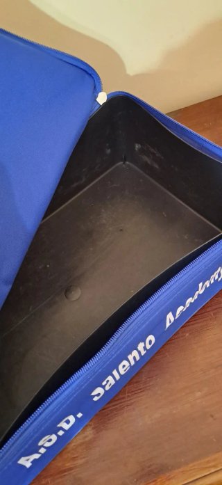 Borsone sportivo Macron con scarpiera - Blu