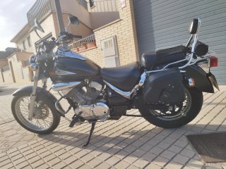 Suzuki Intruder VL250 Negra/Plata