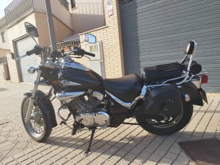 Suzuki Intruder VL250 Negra/Plata