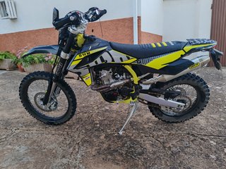 Moto SWM RS 500 R Enduro 2023