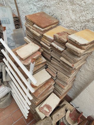 Baldosas de barro antiguas
