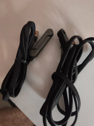 2 Cables de Carga USB .