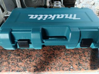 Caja Makita