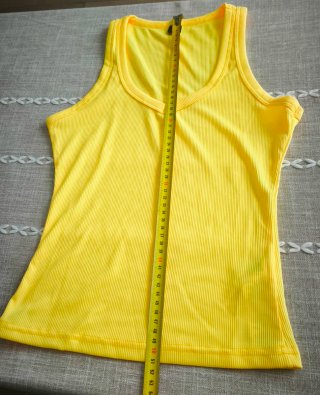 Camiseta amarilla (pirata)