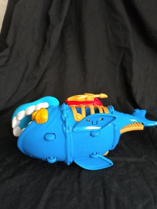 Tiburón Piratix King Shark Barco Juguete