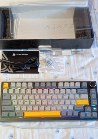 Teclado Mecánico Ajazz Gris y Amarillo