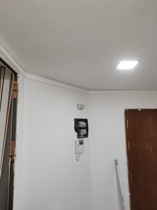 Servicios de Electricidad y Pintura
