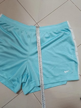 Pantaloncini nike azzurri e bianchi