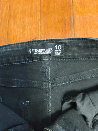 Lote 2 Pantalones vaqueros negros Stradivarius