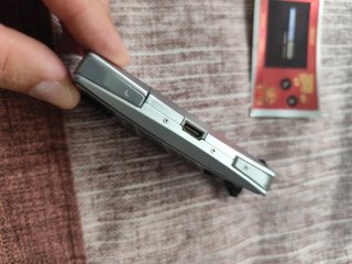 Nintendo Game Boy Micro Plata sin cargador