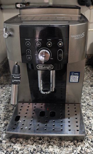 Cafetera DeLonghi Magnifica S